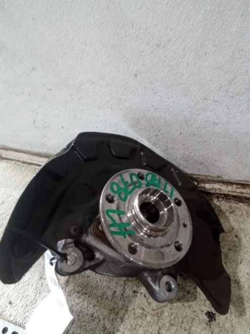 2018-2024 Volkswagen Tiguan 3952371 Front Left/Driver Used OEM Steering Knuckle Spindle