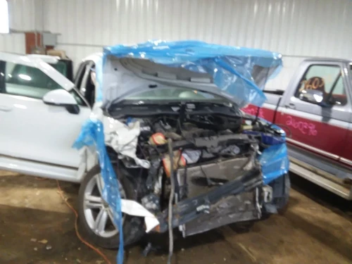 2011-2017 Volkswagen Touareg 2156254 Front Left/Driver Used OEM Steering Knuckle Spindle