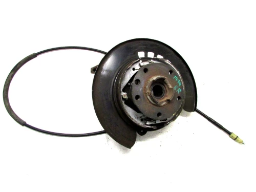 2005 Volkswagen Rear Right/Passenger With Hub Used OEM Steering Knuckle Spindle
