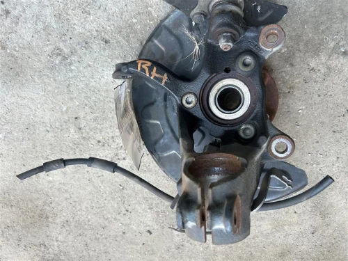 2019-2025 Volkswagen Jetta 2349122 Front Right/Passenger Used OEM Steering Knuckle Spindle
