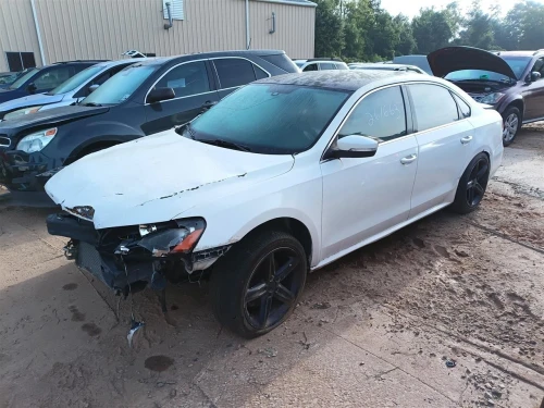 2012-2014 Volkswagen Beetle Rear Left/Driver With Hub Used OEM Steering Knuckle Spindle