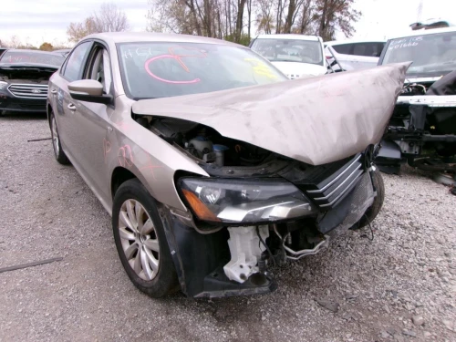 2012-2020 Volkswagen Passat 1999042 Front Right/Passenger Used OEM Steering Knuckle Spindle