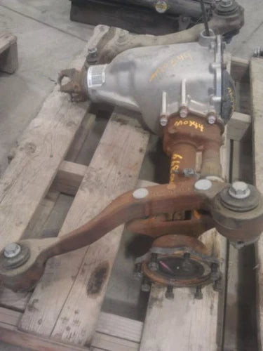 2011 GMC SIERRA Silverado 3500 3.73 BK3 Front Axle Carrier GT4 7k! 10207 used OEM front differential carrier assembly