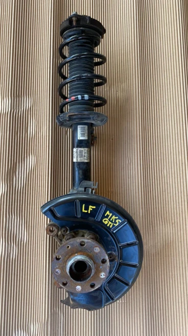 2005-2010 Volkswagen Golf Front Left/Driver Used OEM Steering Knuckle Spindle