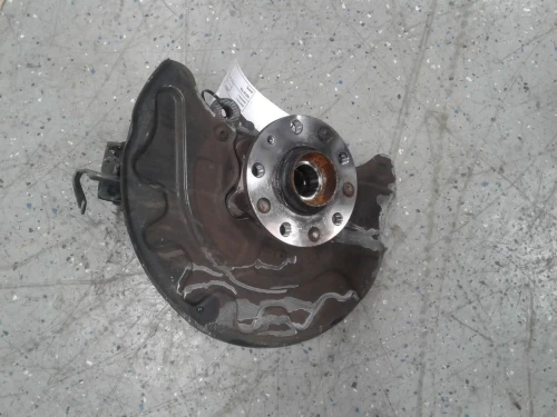 2018-2023 Volkswagen Atlas 1049523 Front Right/Passenger Used OEM Steering Knuckle Spindle