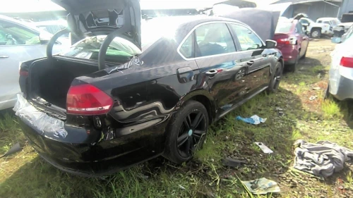 2012-2022 Volkswagen Passat 32673287 Front Left/Driver Used OEM Steering Knuckle Spindle