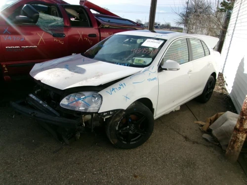 2009-2018 Volkswagen Tiguan 2079744 Front Left/Driver Used OEM Steering Knuckle Spindle
