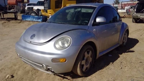 1998-2010 Volkswagen Beetle 28532963 Front Left/Driver Used OEM Steering Knuckle Spindle