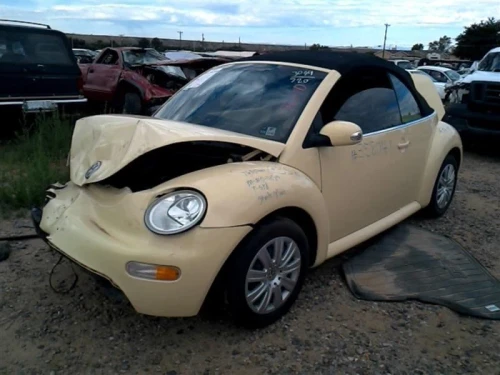 1998-2010 Volkswagen Beetle 28525492 Front Left/Driver Used OEM Steering Knuckle Spindle