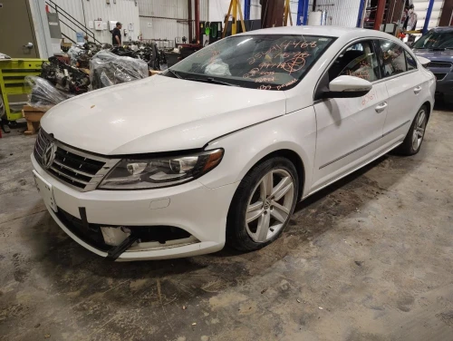 2009-2017 Volkswagen CC 1585347 Front Left/Driver Used OEM Steering Knuckle Spindle
