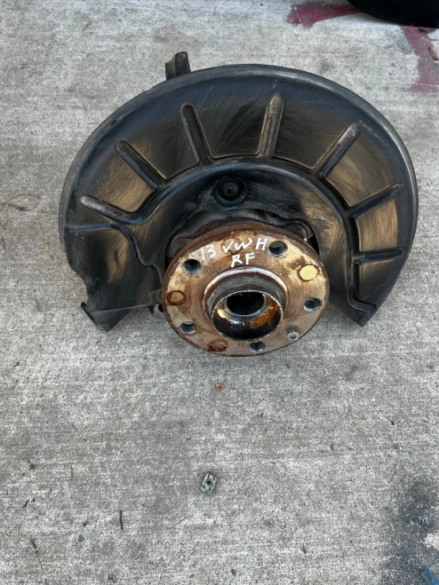 2013 Volkswagen Jetta Front Right/Passenger Hybrid Used OEM Steering Knuckle Spindle