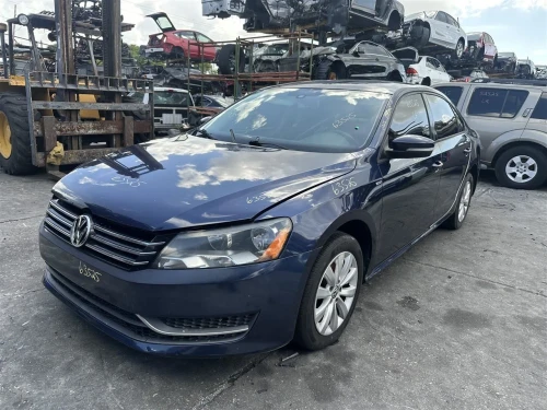 2012-2022 Volkswagen Passat 1337649 Front Left/Driver Used OEM Steering Knuckle Spindle