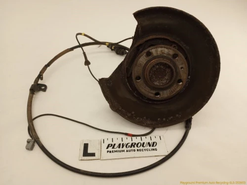 2001-2007 Volvo XC70 Rear Left/Driver With Hub Used OEM Steering Knuckle Spindle
