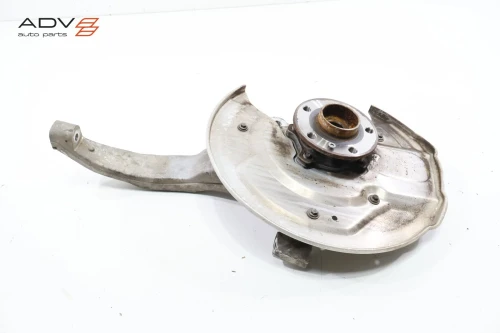 2018-2020 Volvo XC90 Front Right/Passenger With Hub Used OEM Steering Knuckle Spindle