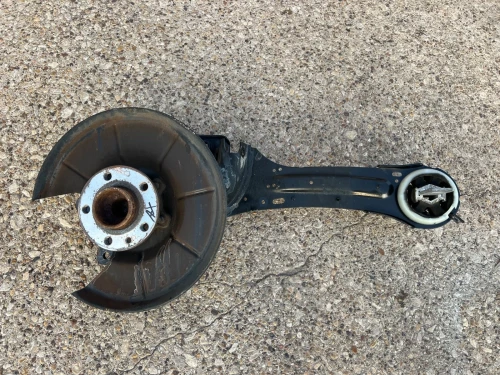 2011-2018 Volvo S60 Rear Left/Driver With Hub Used OEM Steering Knuckle Spindle