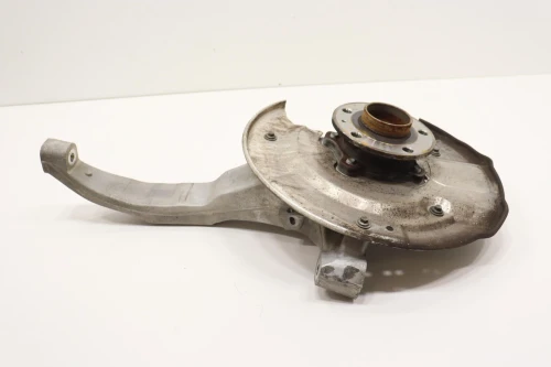 2018-2026 Volvo XC60 Front Right/Passenger With Hub Used OEM Steering Knuckle Spindle