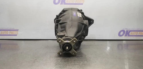 13 Mercedes-Benz CLS63 AMG C218 AT Rear 2183509100 Used OEM Rear Differential Carriers used OEM rear differential carrier