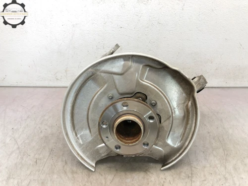 2019-2025 Volvo V60 Rear Left/Driver FWD With Hub Used OEM Steering Knuckle Spindle