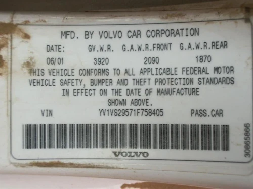 2001-2004 Volvo 28526851 Front Left/Driver Used OEM Steering Knuckle Spindle