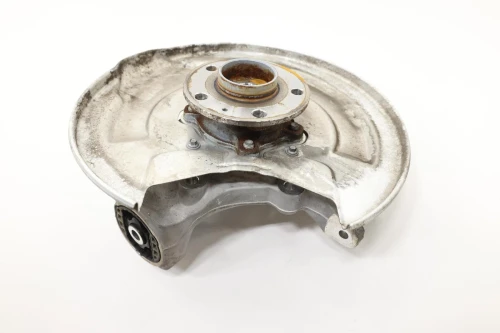 2016-2026 Volvo XC90 Rear Right/Passenger With Hub Used OEM Steering Knuckle Spindle