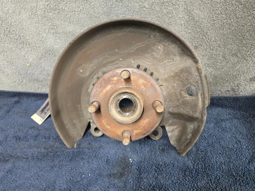 2000-2005 Scion xB Front Left/Driver With Hub Used OEM Steering Knuckle Spindle