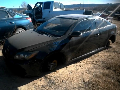 2005-2010 Scion tC 28526123 Front Left/Driver Used OEM Steering Knuckle Spindle