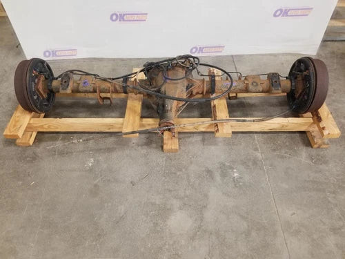 2005 05 Chevy Silverado 1500 Rear Carrier Differential Axle G80 Used OEM Rear Differential Carriers used OEM rear