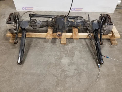 2002 02 Chevy Tahoe Rear Carrier Differential Axle GT4 G80 3.73 Ratio Used OEM Rear Differential Carriers used OEM rear