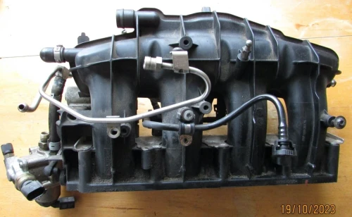 2005-2006 Audi A4 2.0L Used Intake Manifold 06F133201N