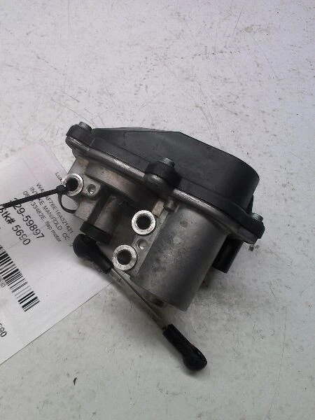 2005-2009 Audi A4 2.0L Used Intake Manifold 06F133482E