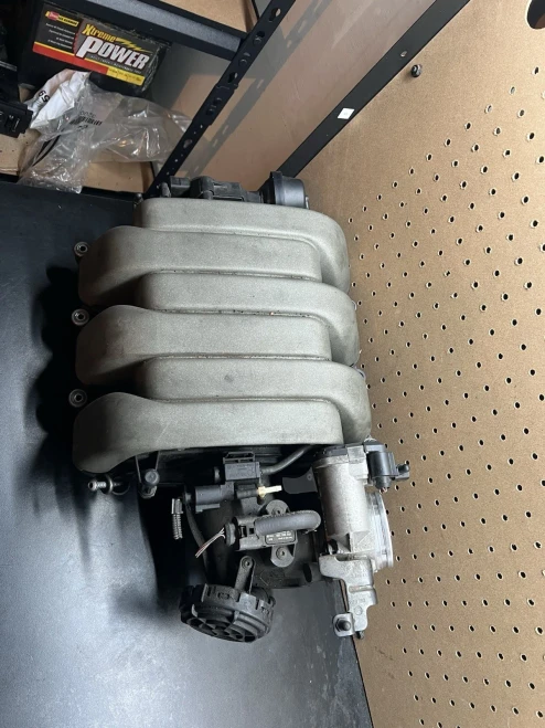 2005-2011 Audi A6 3.2L Used Intake Manifold 06E133210F
