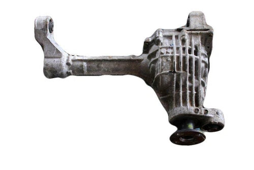 1980-2017 Carrier Infiniti QX80 14 15 16 17 Used OEM Differentials & Carriers used OEM differential carrier assembly
