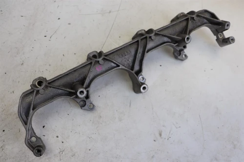 2010 Audi RS5 4.2L Lower Used Intake Manifold 079133340G
