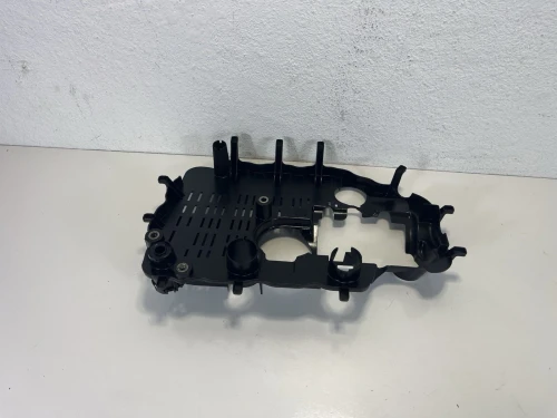 2015-2018 Audi Q3 2.0L Lower Used Intake Manifold 06J103138F