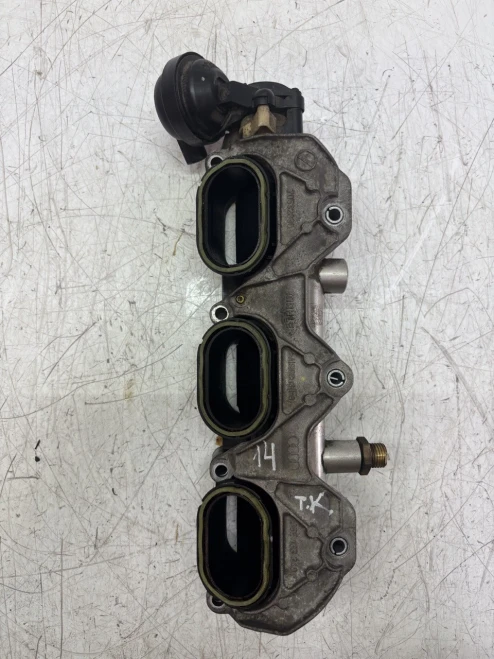 Audi A6 / A7 / Quattro 3.0L Used Intake Manifold 06E133340E