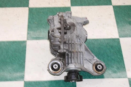 2014-2020 F Type 2.0L Turbo Rear Differential Axle Carrier Used OEM Rear Differential Carriers used OEM rear differential