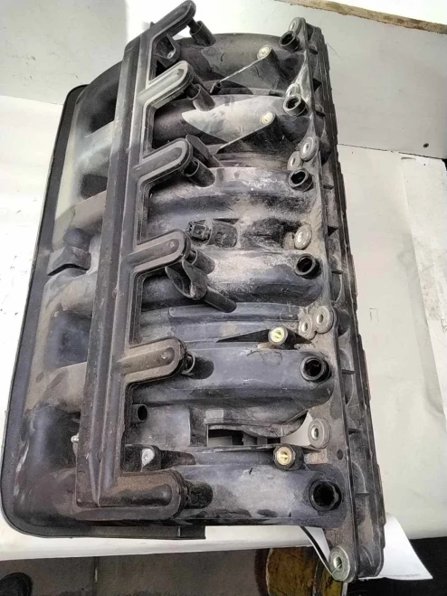 1999-2000 BMW 528I Used Intake Manifold