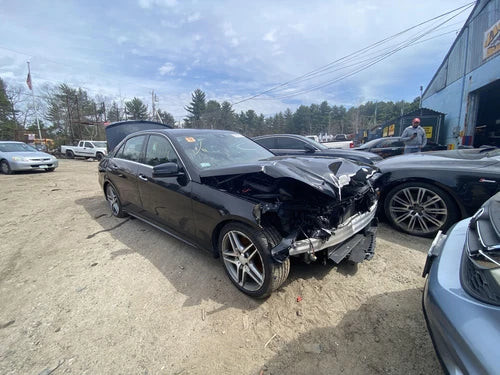 2012-2016 Rear Carrier Mercedes E-Class 12 13 14 15 16 Used OEM Rear Differential Carriers used OEM rear differential carrier