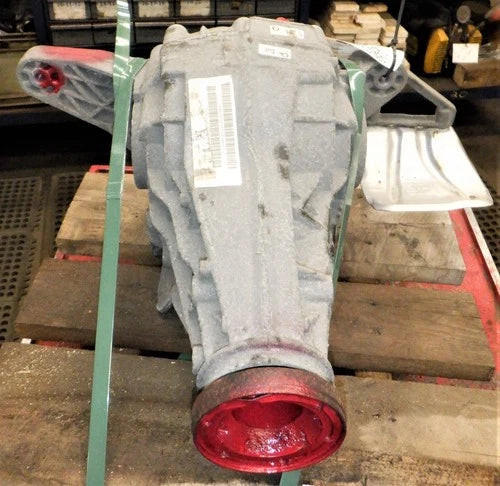 2015-2016 Porsche Macan S 3.0L Rear Used OEM Rear Differential Carriers used OEM rear differential carrier assembly