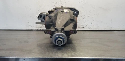 22 BMW X6 F86 M50I 4.4L Rear Differential Chunk Carrier 2201251176 Used OEM Rear Differential Carriers used OEM rear