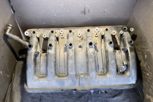 2001-2006 BMW 325i / X3 / Z4 2.5L Used Intake Manifold