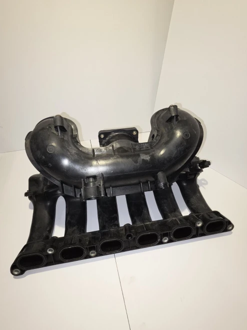 2006-2013 BMW 328i / 528i / X3 / Z4 N52 Used OEM Intake Manifold