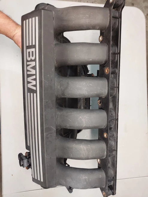 2007 BMW 328i / 528i / 528xi N52 Used OEM Intake Manifold