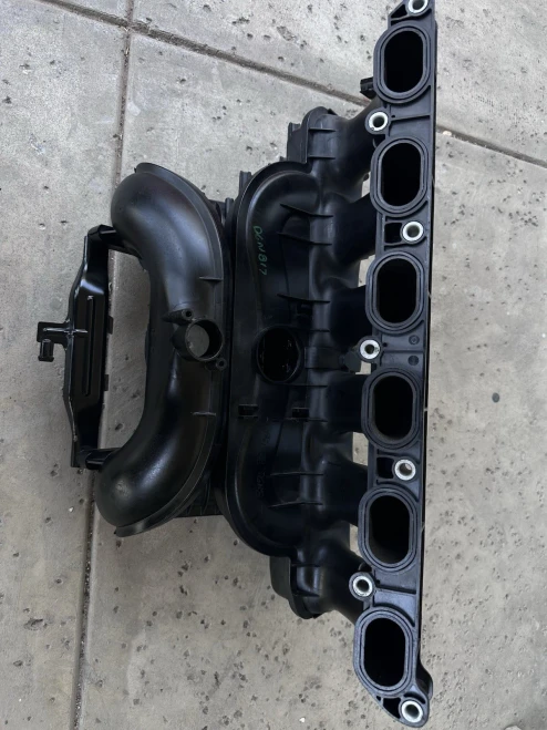 2007-2012 BMW 328i / 325i / 330i / 530i / X3 N52 Used OEM Intake Manifold