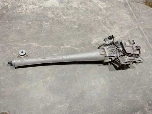 2025 Carrier for Traverse 3011875 Used OEM Differentials & Carriers used OEM differential carrier assembly