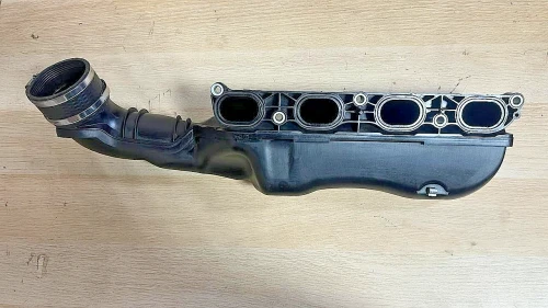 2012-2016 BMW M5 4.4L Right Used Intake Manifold