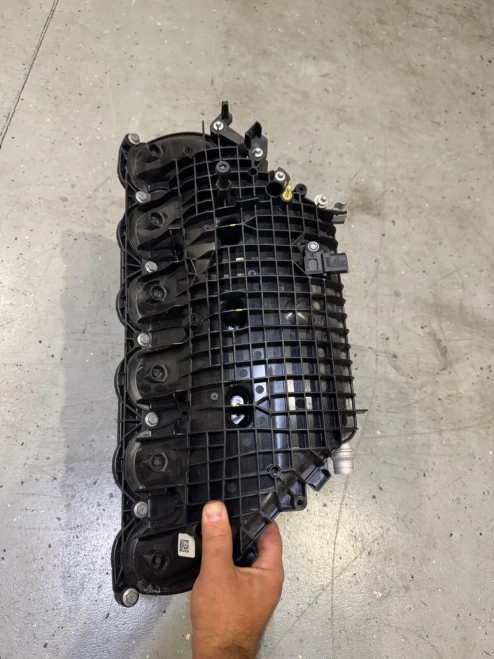 2021-2024 BMW M4 / M3 / M2 Front Used OEM Intake Manifold