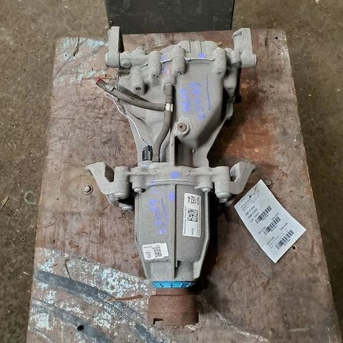 2015-2018 Ford Edge 3.5L Rear Axle Used OEM Rear Differential Carriers used OEM rear differential carrier assembly