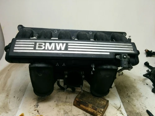 BMW 325i / 328i / 525i N52 B30 Used Intake Manifold