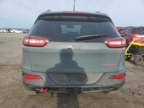2014 Jeep Cherokee Rear W/Off Road Pack Used OEM Differential Carrier Assembly used OEM differential carrier assembly